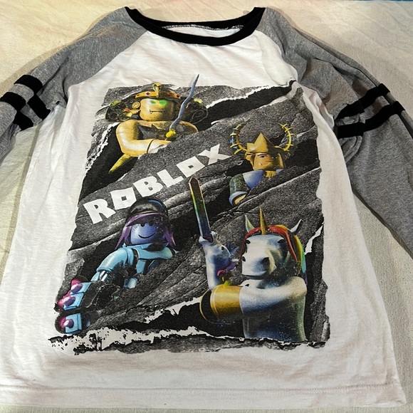 Roblox, long sleeve raglan style T-shirt –M - Picture 1 of 8